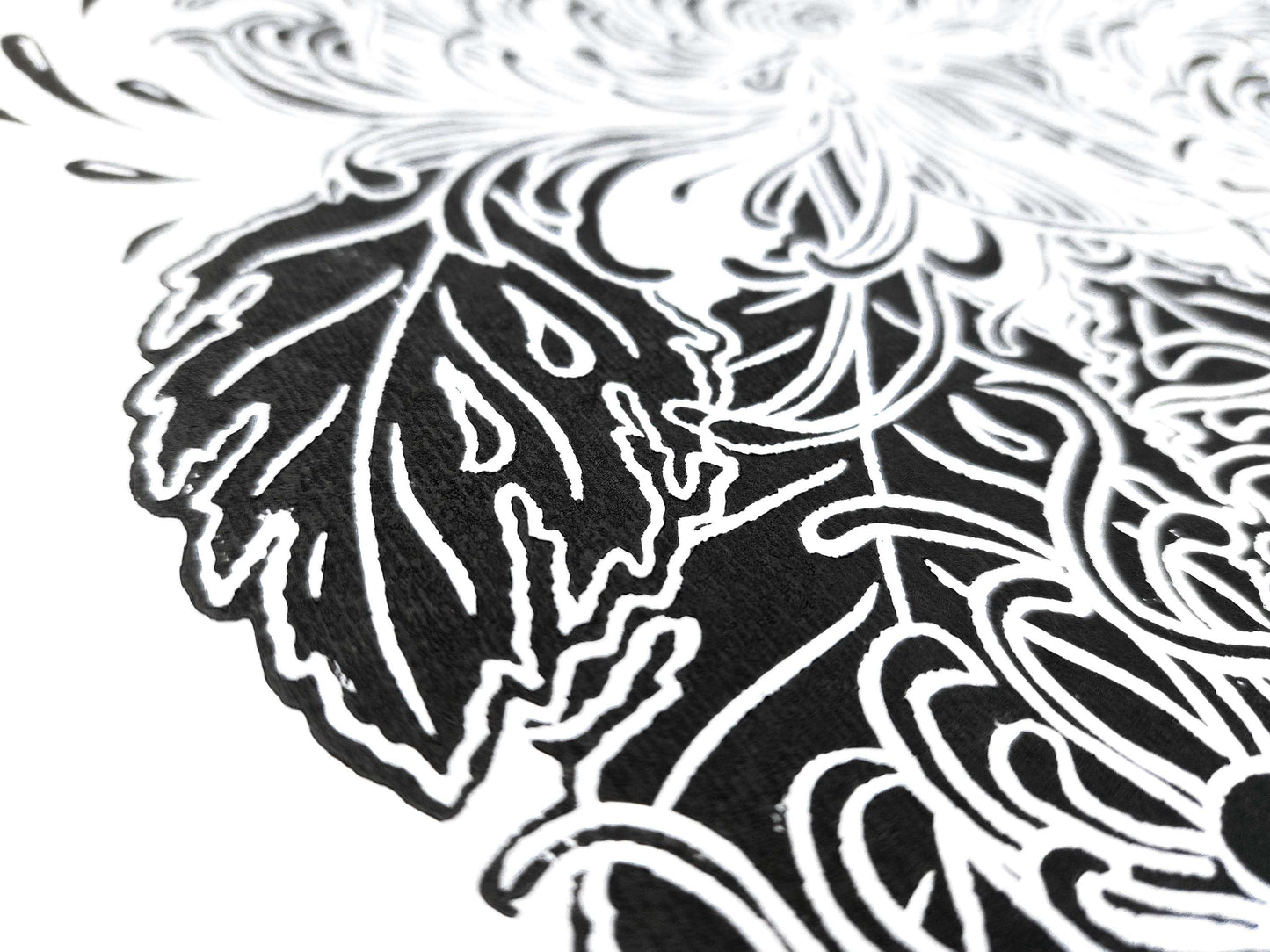 Details black japanese chrysanthemum flower Linocut print / printmakink / relief print / lino print / linogravure