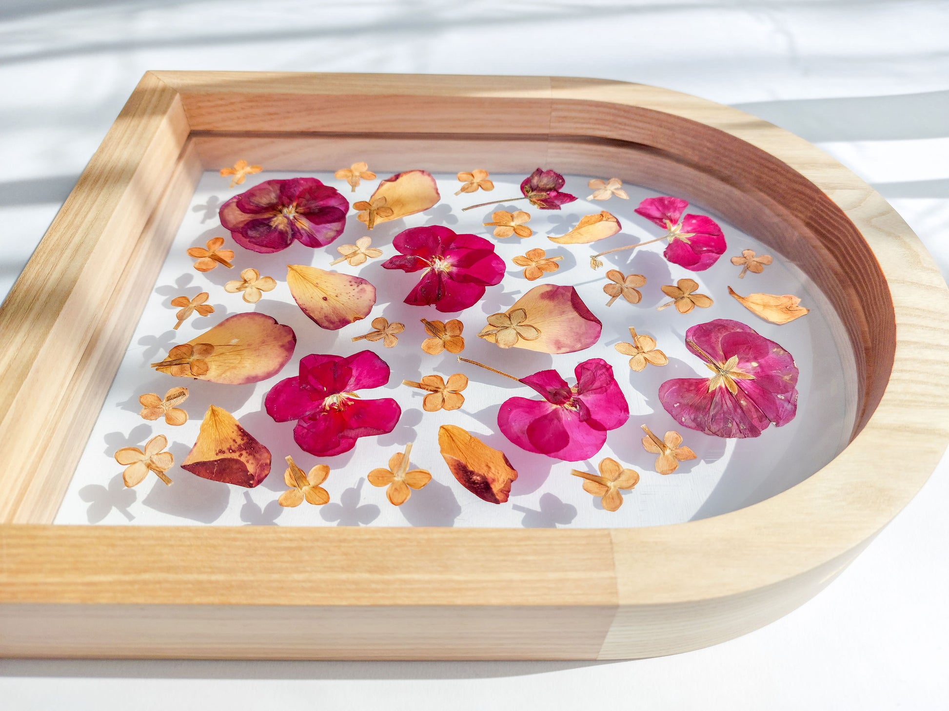 Geranium lilac pressed flower art rose petal on plexiglass with wooden arch frame for Nature lover gift for living room bedroom or kitchen and dining room