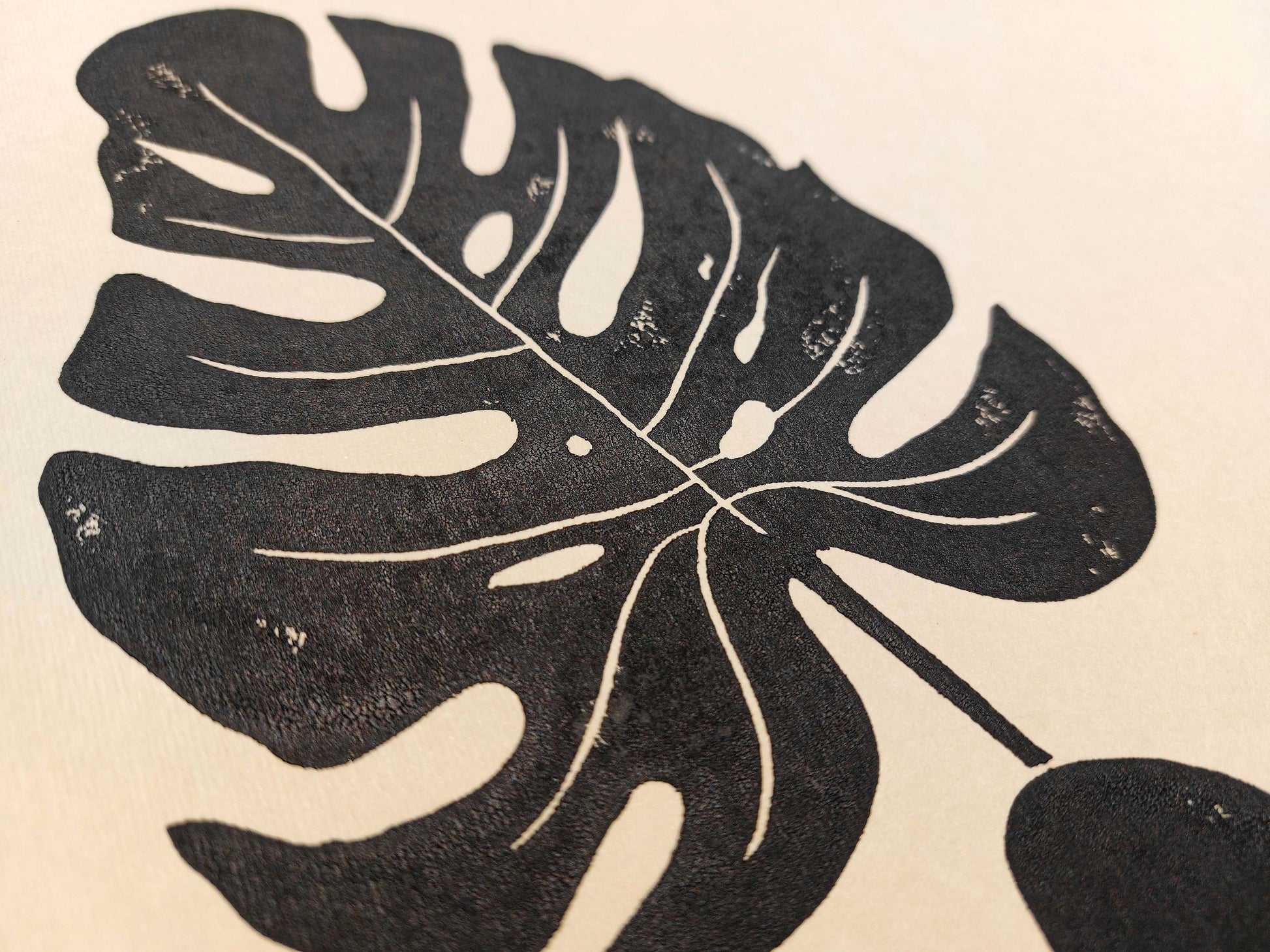 Black and beige checkered vase and monstera leaf wall art Linocut print / lino print / linogravure / original artwork / relief print / handmade art