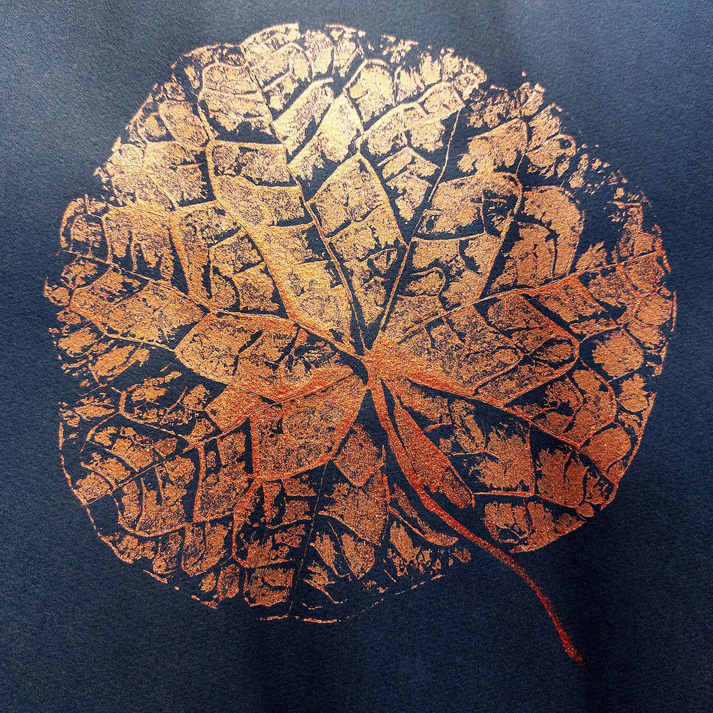 Plant Monotype Print Botanical Bronze Leaf Blue Original Artwork Cottagecore Living Room Wall Art Decor One of a Kind Thoughtful Sister Gift
rustic wall art, Warm Earth Tones Art, unique gift for professor, Fall Gift for Her, Entryway Decor, Botanical Gift for Coworker, Gratitude Gift for Mentor, Eco Friendly Thank You Gift, Rustic Handmade Gift, mindfulness decor, zen home decor