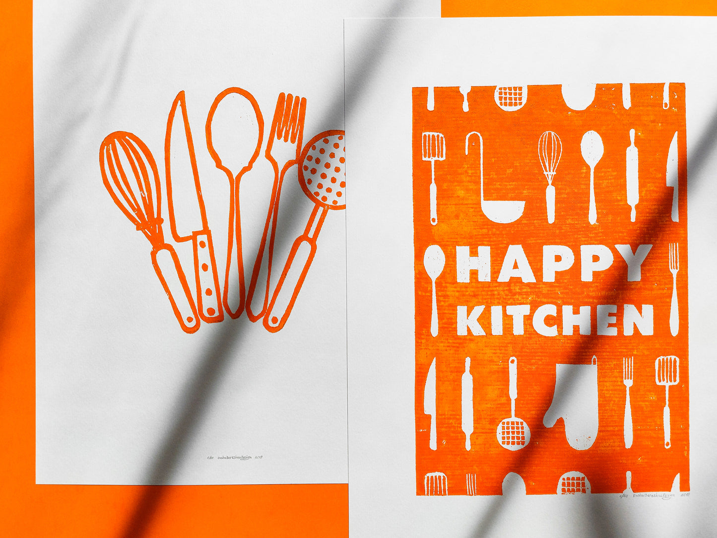 Linocut print Orange utensils pattern Happy kitchen sign Simple artwork Modern kitchen art Linogravure Lino print Printmaking art Gallery wall set of 2 print original wall decor Spoon fork knife Printmaking handmade block relief print Dining room decor decoration Home accessories for Mom Grandma chic gift New first home gift