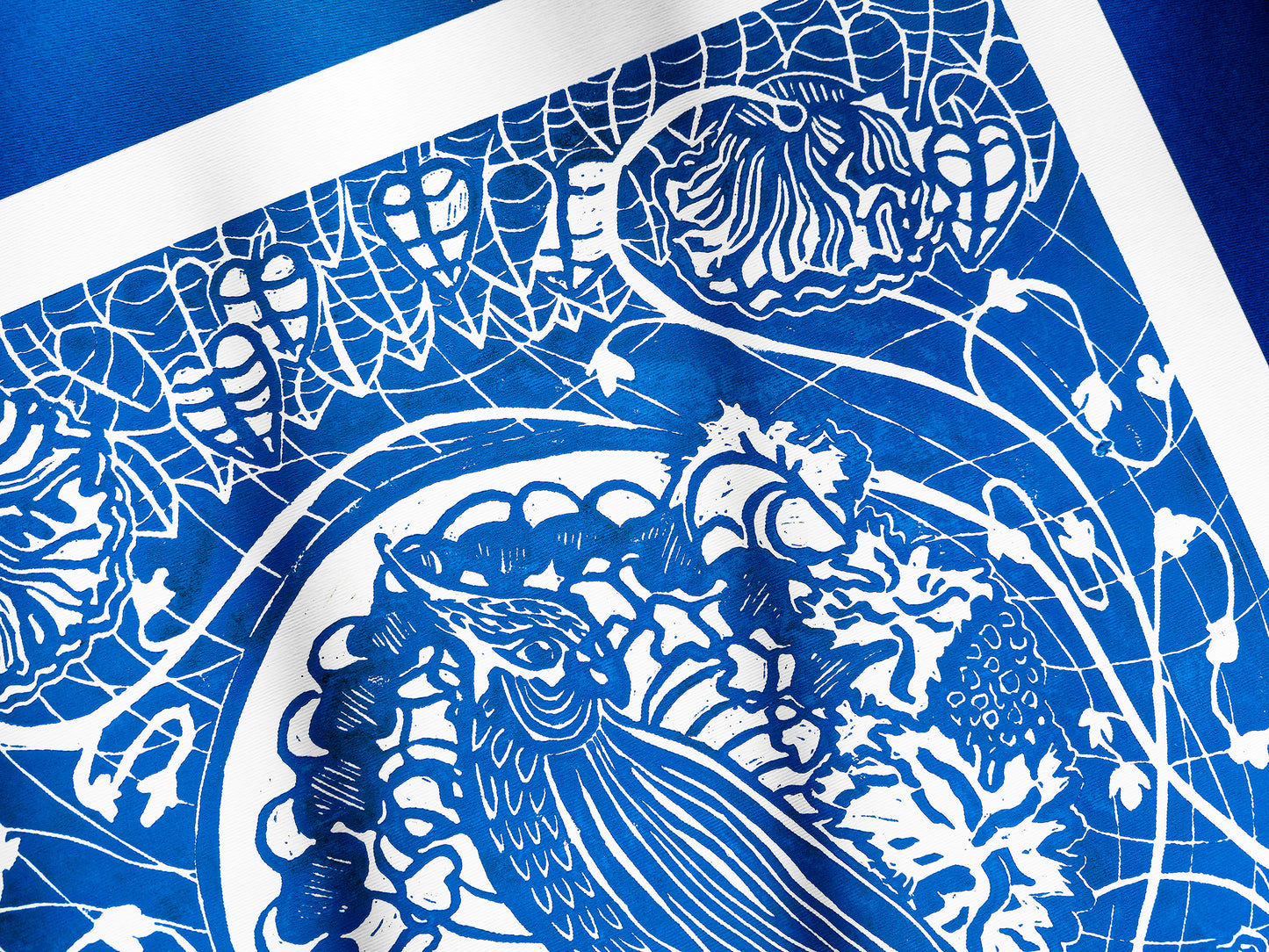 Lino print Linogravure Linocut print Cockatiel parrot art Flower wall art Original artwork Botanical print Nature lover gift art nouveau artwork Large floral decor Dark blue parrot Bedroom wall decor	Printmaking relief Handmade Kids room Living room Workspace Bedroom decor New first home gift decoration acssessories