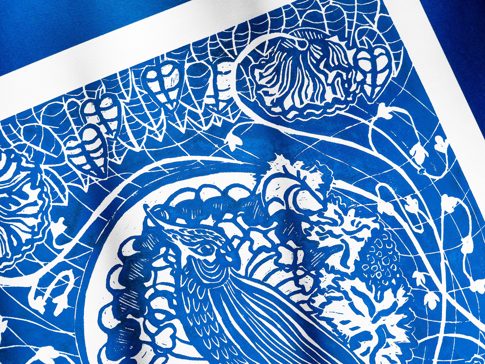 Lino print Linogravure Linocut print Cockatiel parrot art Flower wall art Original artwork Botanical print Nature lover gift art nouveau artwork Large floral decor Dark blue parrot Bedroom wall decor	Printmaking relief Handmade Kids room Living room Workspace Bedroom decor New first home gift decoration acssessories