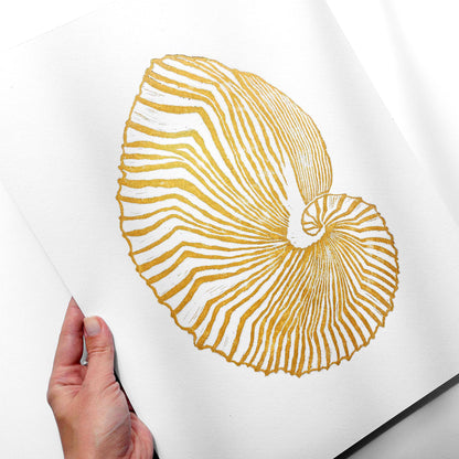gold hampton decor abstract brown sea shell linocut print boho summer wall art original artwork classical style relief island luxe wall art lino maritime living linogravure Resortcore Tourist-Chic printmaking block handprint modern unique scandinavian minimalist geometric textured aesthetic moody unique wall hanging summer bathroom heirloom dorm laundry nautical above bed decor entryway decordried home office new home gift housewarming self DIY minimalism art