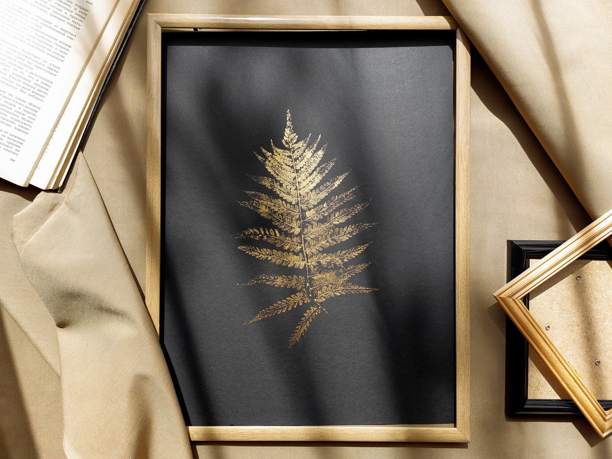 Monotype print	Bedroom wall decor	Living room wall art	Nature lover gift	Printmaking art	relief print	Gold and black art	Fern textured plant	Foraged wall decor	Original artwork	Farm kitchen art	cottagecore wall art	Botanical artwork