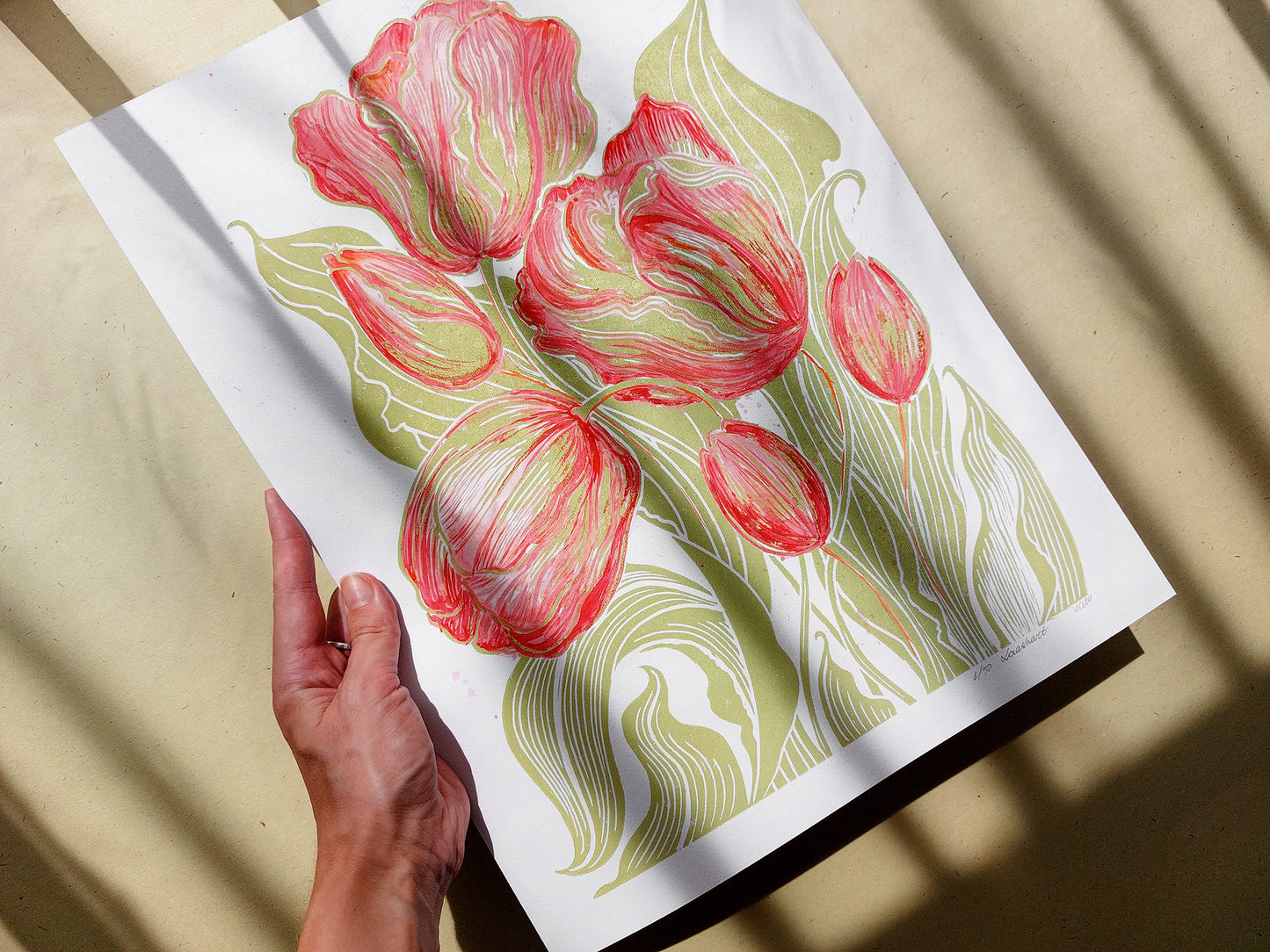 Watercolor red painting Linocut print
Linogravure lino
Floral farm rustic
Botanical relief
Original printmaking
Modern kitchen
new first home
Summer wall art
artwork block decor
Nature lover gift
tulips flowers
rustic housewarming
