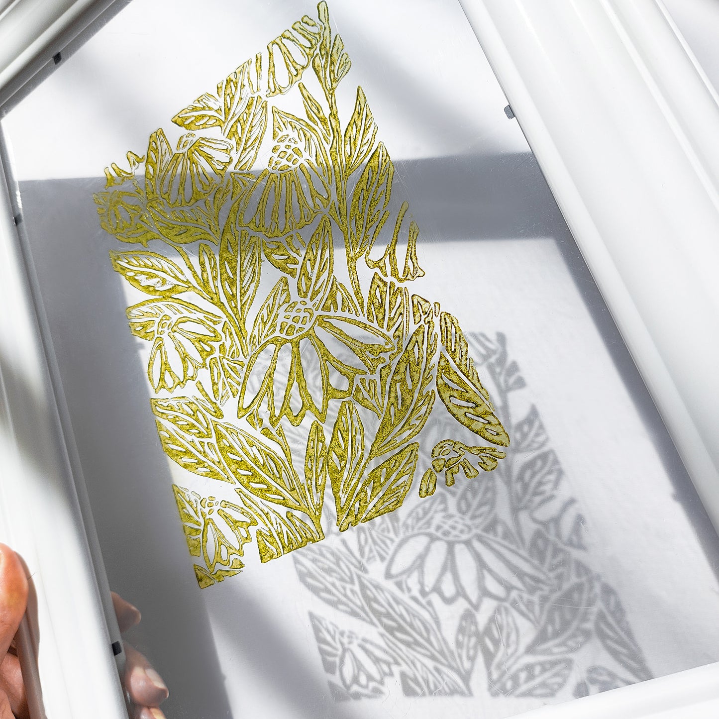 retro cottagecore echinacea purpurea flowers lino linocut print flexible plexiglass relief monoprint sage green color floral handprint original artwork window nook decor hallway wall art coworker gift rustic linogravure coneflower above bed reading nook grandmother gift self nature present staircase home office hostess farmhouse kitchen block bedroom sister botanical hallway printmaking farm sister mom mother new apartment godmother wife woman dining Entryway housewarming living room powder
