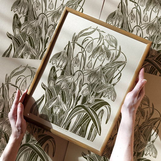 sage green and beige linocut print linogravure vintage style snowdrop flower floral lino print original artwork spring wall art bedroom decor modern kitchen cottagecore housewarming gift farmhouse printmaking relief block nature plant lover gift hostess wife women sister mom mother grandmother grandmom handprint botanical rustic chateaucore aesthetic farm bedroom decor dining living coquette dorm laundry above bed decorentryway decordried home office decor new home gift unique ideas