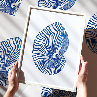 abstract blue sea shell large linocut print maritime living  summer wall art hampton decor bedroom original artwork classical style relief block island luxe lino linogravure Resortcore Tourist-Chic printmaking handprint midimalism, maritime living art, nautical, hampton, coastal
hand carved, wall hanging, unique Vintage art, unique wall art, trendy wall art, thank you gift boss, teacher appreciation gift, master bedroom, Summer wall art, large wall art, sister in law gift, shelf decor, self gift, rustic