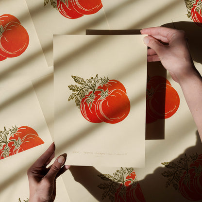 Red sage green beige vintage cottagecore tomato vegetable rustic linocut print retro kitchen dning room decor botanical lino garden harvest pantry original artwork gift for cook mom present nature linogravure farm heirloom christmas home self thoughtful autumn summer plant lover grandmother housewarming bedroom relief wife girlfriend sister godmother Coworker Say Thanks printmaking block hallway entryway handmade unique Xmas mindfulness dopamine new beginnings gift staircase farm