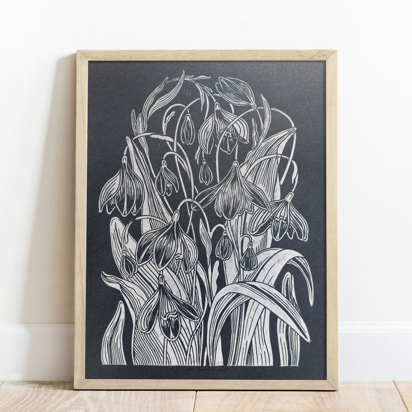 Gray and white Linocut Print Snowdrop Flowers Lino Print Spring Original Artwork Unique Handmade Spring Wall Decor Floral Linocut Art Cozy Spring Decor Art Housewarming gift New home gift Entryway Living room Modern kitchen wall art decor Nature Plant lover gift