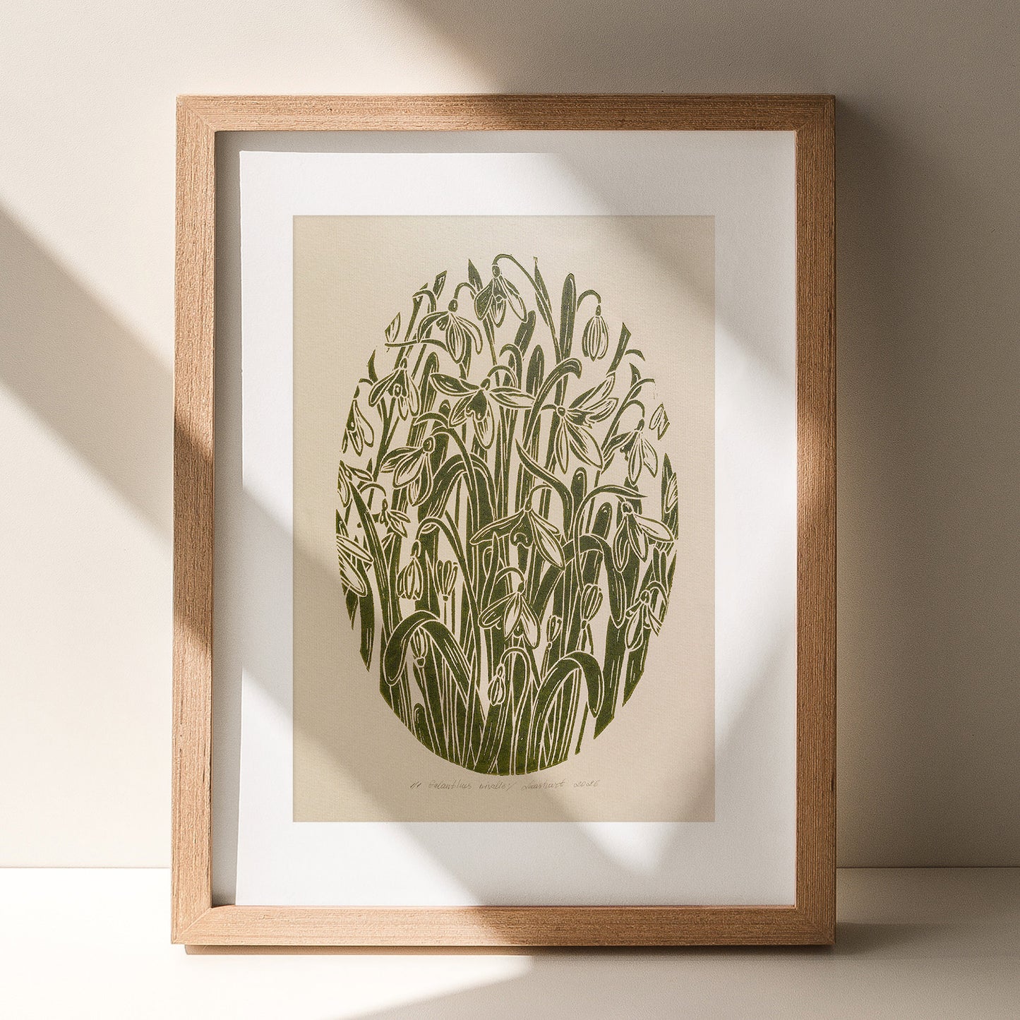 Vintage Snowdrops Flowers Linocut Print Floral Winter Original Artwork Decor Farm Primary Bedroom European Countryside Wall Art Mother Gift
Linogravure Lino print flower wall hanging reading nook wall art, Vintage art unique wall art trendy thank you gift boss teacher appreciation gift english cottage, country cottage wall decor, european countryside wall art, soft organic modern, poetic, etching style, headboard wall art, french vintage wall art, nordic fine, creative studio wall art