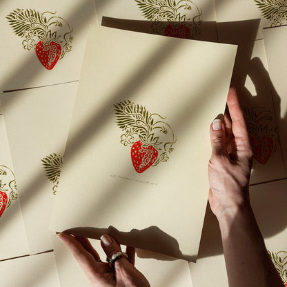 vintage fruits strawberry linocut print modern kitchen art botanical wall 
original artwork cottagecore lino print dining room decor farmhouse gift linogravure berries home office wall hanging mini A5 A4 rustic  block relief printmaking hand carved handprint unique gift ideas floral plant cottage core dopamine retro eclectic aesthetic chic moody princess girly sage green farm chateaucore spring bedroom living coquette room dorm laundry above bed shelf entryway decordried new housewarming